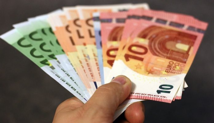 ДЕНЕСКА ПРАТЕНИЦИТЕ ОДЛУЧУВААТ ЗА НОВО ЗАДОЛЖУВАЊЕ ОД 260 МИЛИОНИ ЕВРА