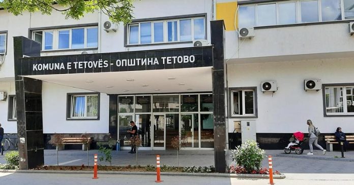 Одлуката за преименување на улиците во Тетово, која сега ја укина Уставниот суд никогаш не се ни спроведе во пракса – велат од Влен