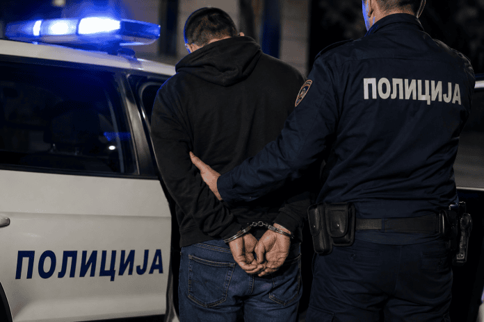 И покрај судската мерка, ја вознемирувал поранешната сопруга – приведен 35-годишник